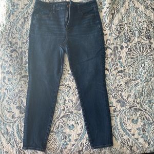 American Eagle Dream Jean 14 Short
